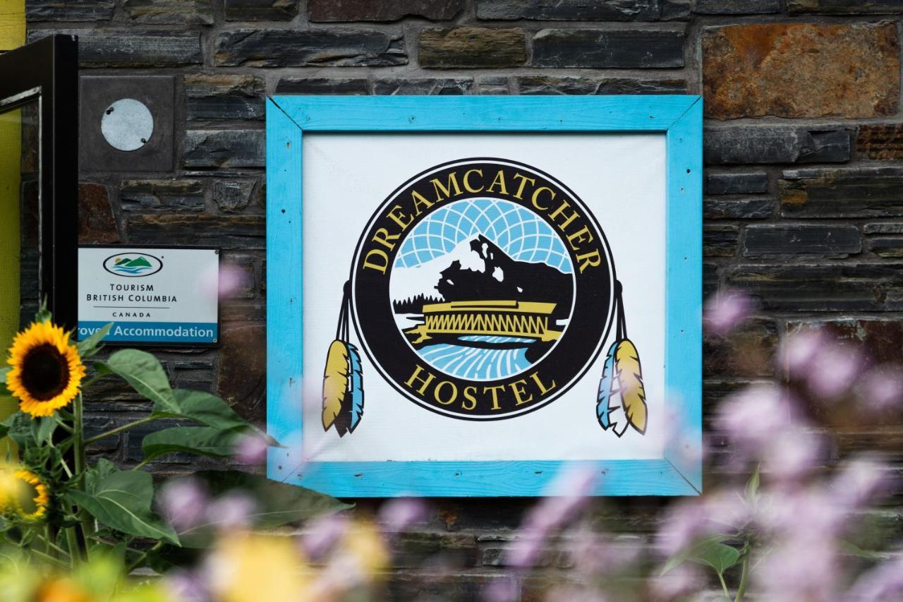 Dreamcatcher Hostel Golden Exterior photo